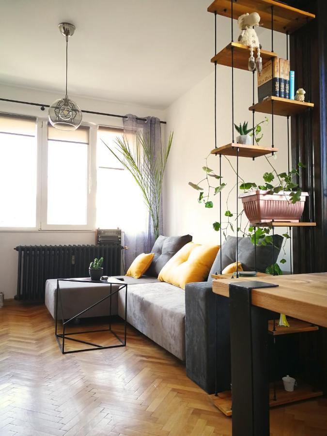 Sunny Downtown Apartment For 4 Sofie Exteriér fotografie