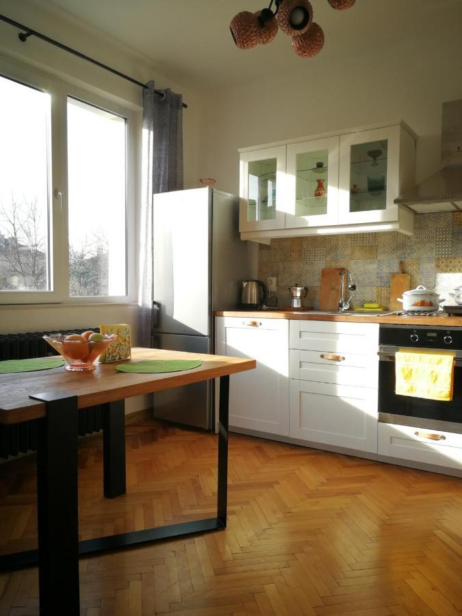 Sunny Downtown Apartment For 4 Sofie Exteriér fotografie