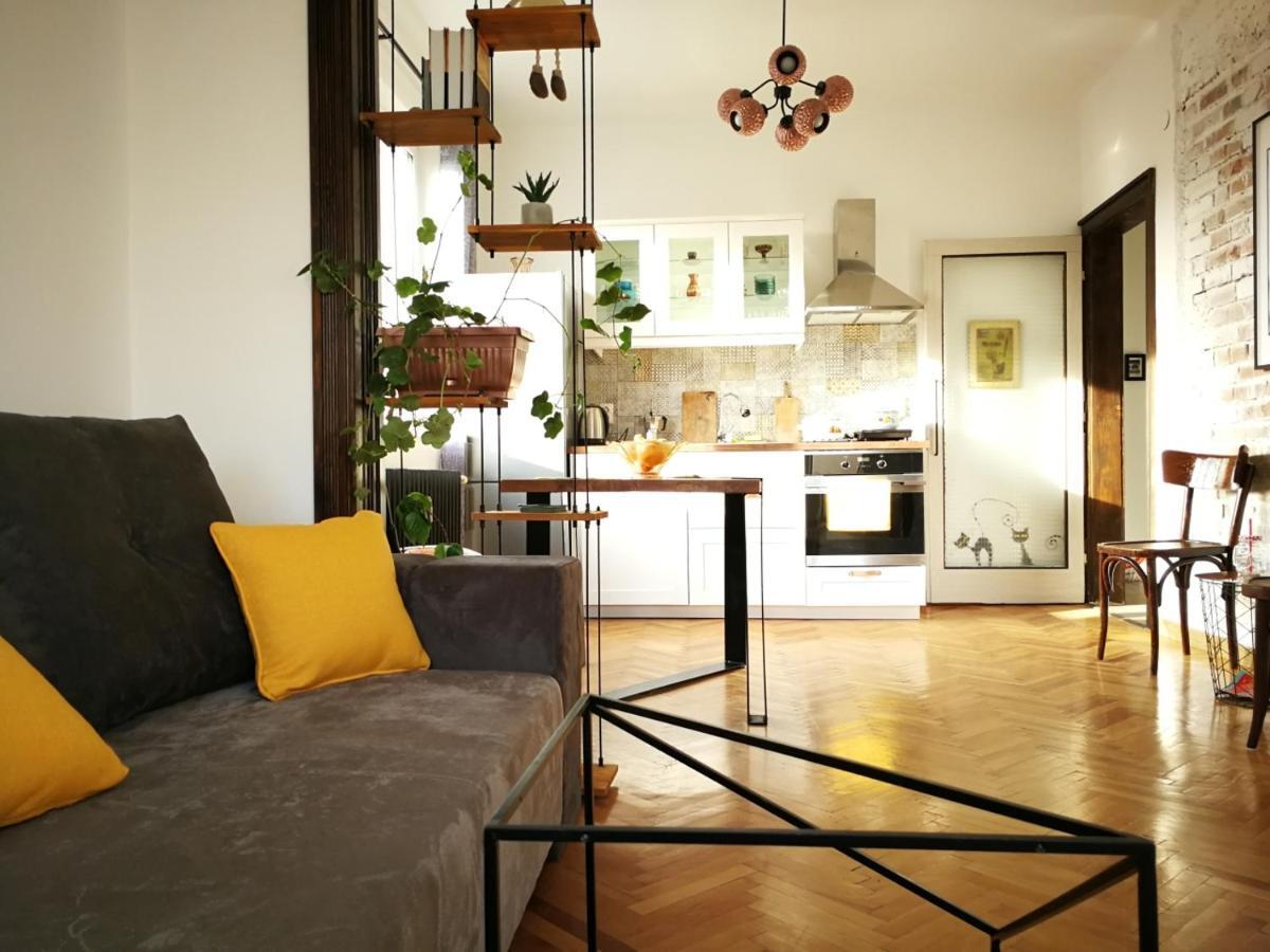Sunny Downtown Apartment For 4 Sofie Exteriér fotografie